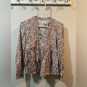 Mudd Size XS Pink Floral Blouse